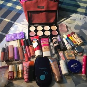 SOLD39pcs make up lot